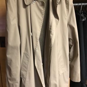 Men’s Trenchcoat/Raincoat